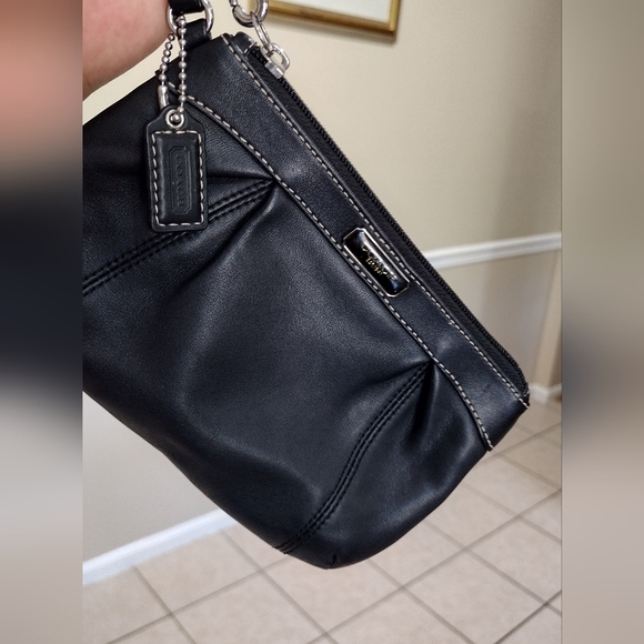 Coach Black Wristlet - Picture 7 of 9